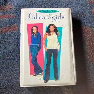 Gilmore Girls DVD Collector Set! From 2009!